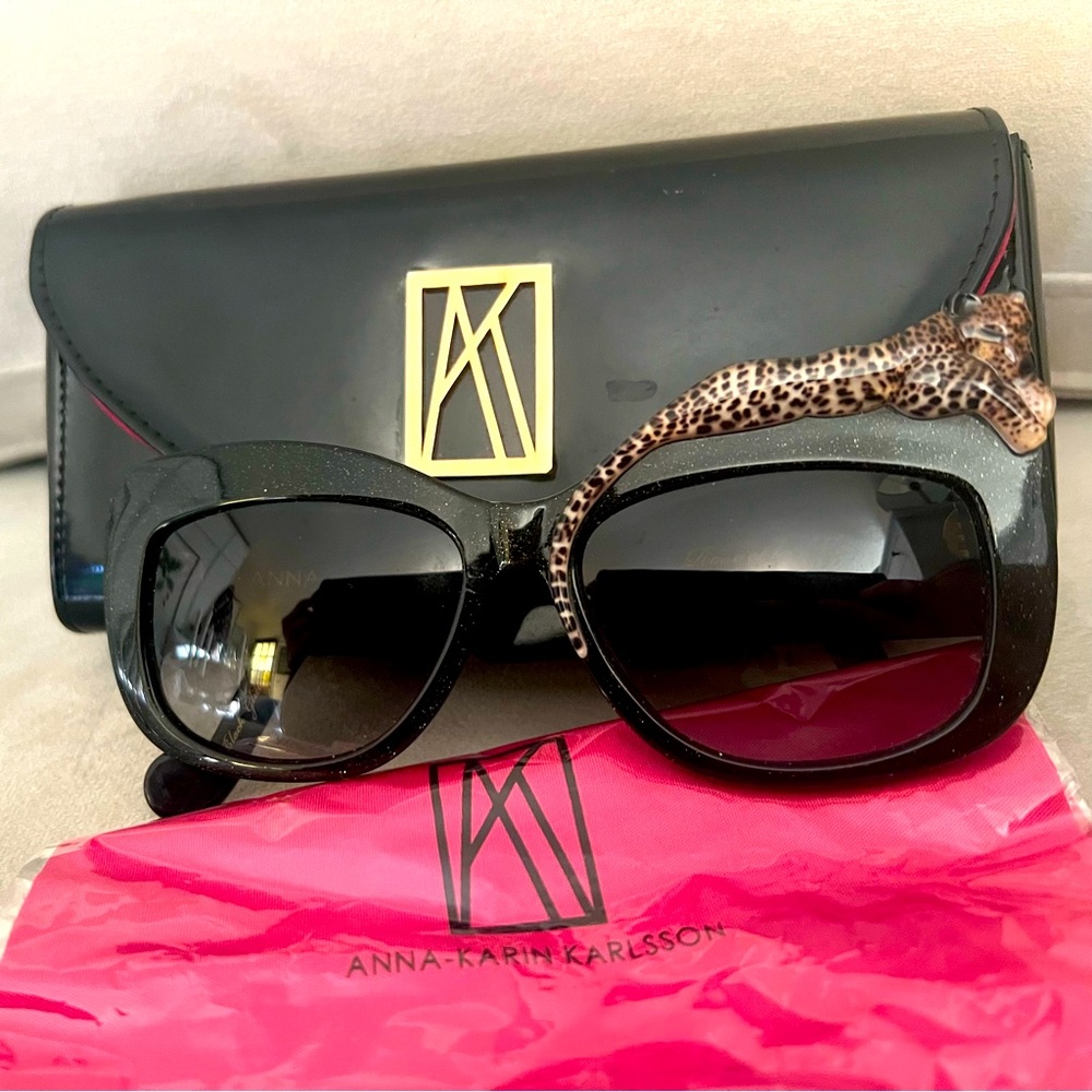 Anna-Karin Karlsson Black Sunglasses with Leopard Accent “Rose et la Mer”